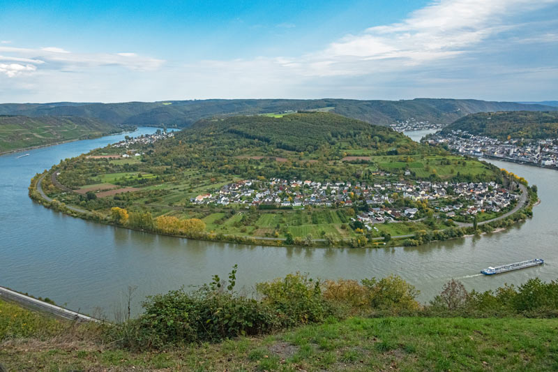 Blick auf die Rheinschleife bei Boppard
