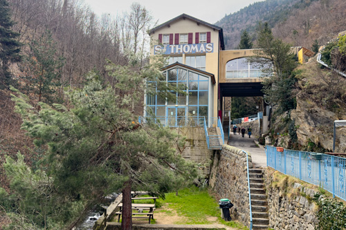 Blick auf die St. Thomas Therme Therme St. Thomas